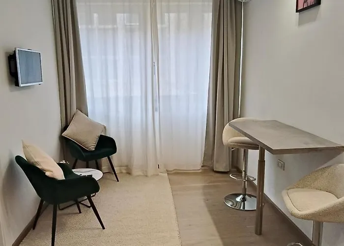 Rhome San Giovanni Apartment *